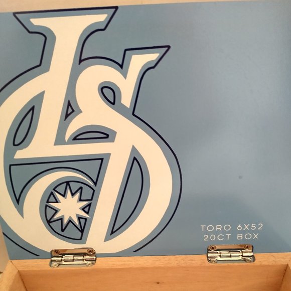 Suenos de Saundra Upcycled Collection Extremely Rare Toro Cigar Box/Storage - Picture 11 of 13